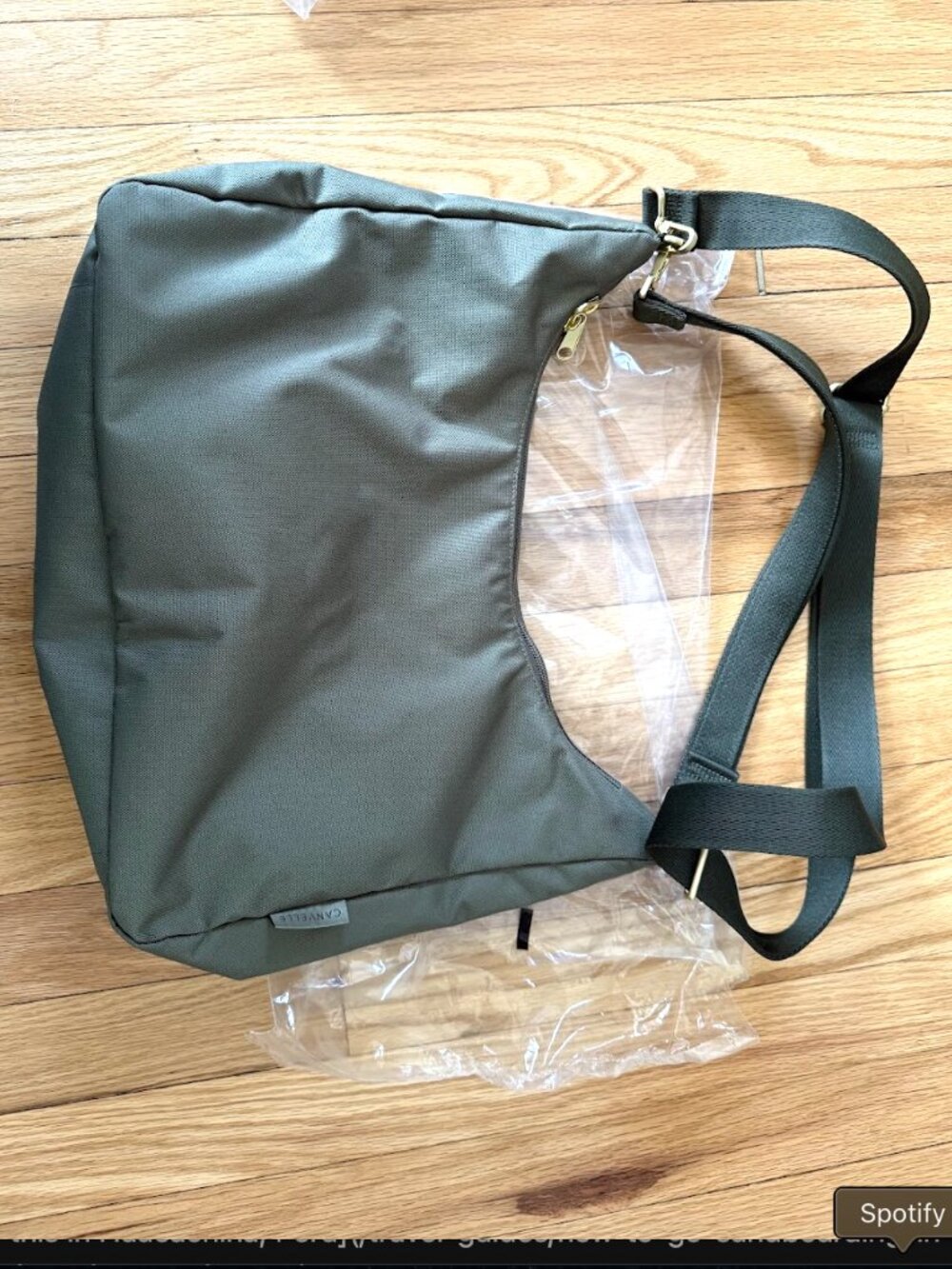 NEW IN BAG: Canvelle Hobo Handbag, Olive, new in packaging (ships fast) - Picture 6 of 8